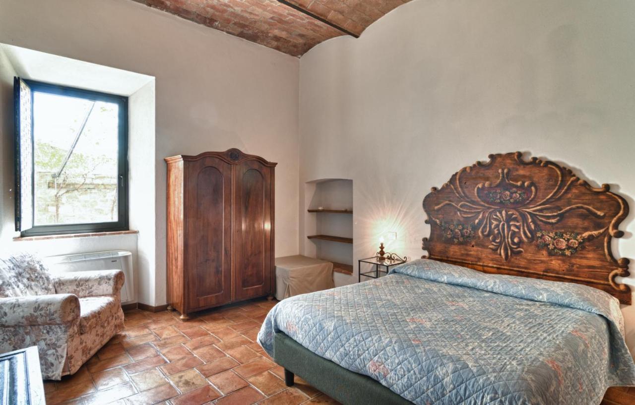 Le 7 Camicie Aparthotel Castelnuovo dell'Abate Room photo